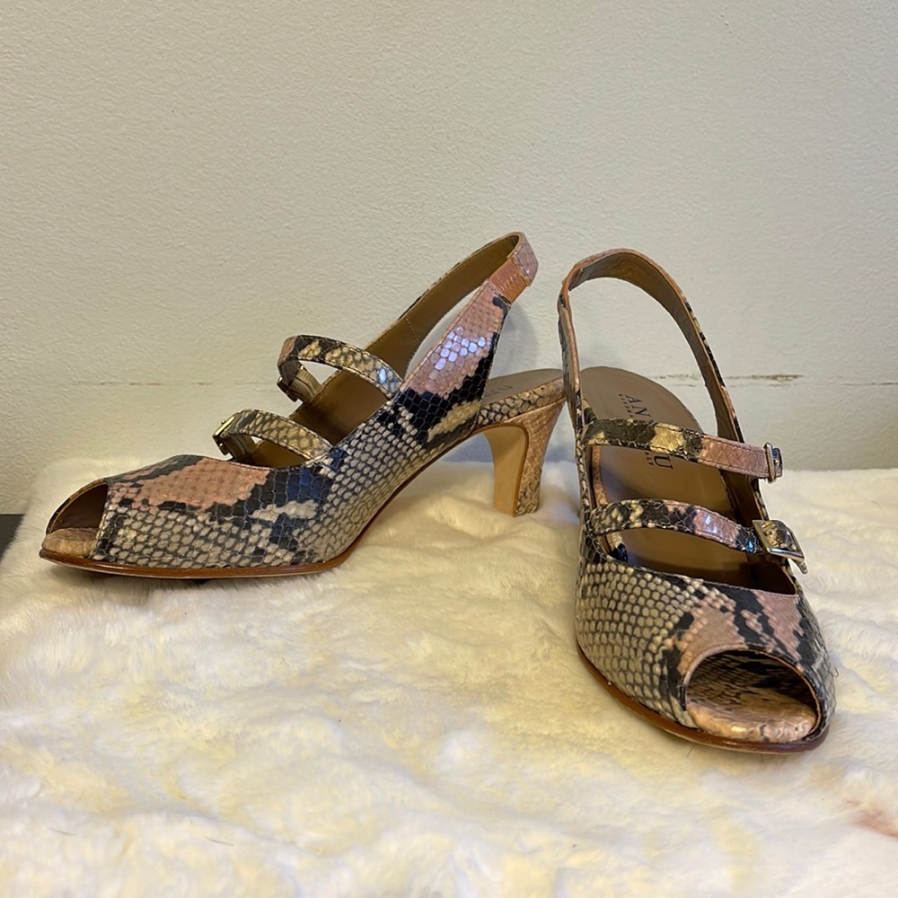 Anyi Lu Snakeskin-Like Sandals Size 39 (8)